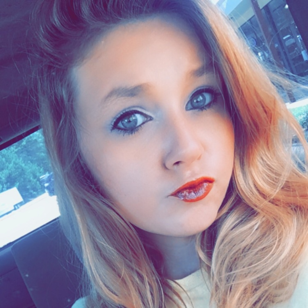 Meet your Posher, Tory